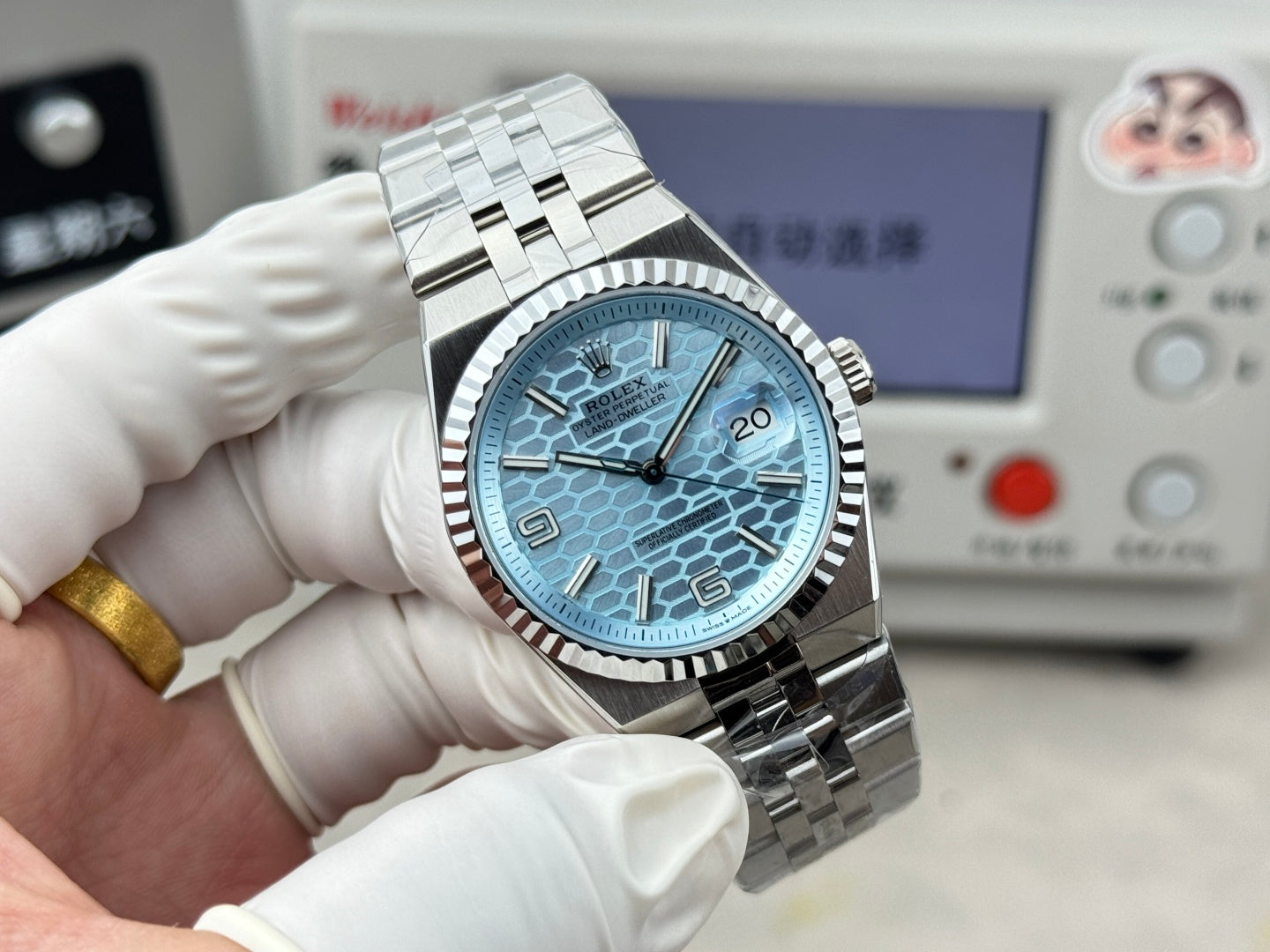 Rolex Land-Dweller Ice Bleu Motif Dail